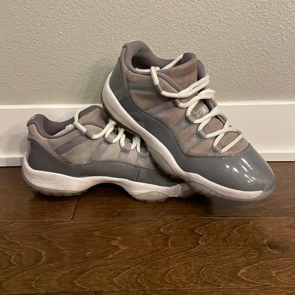 *SOLD FB* Air Jordan Retro 11 Low Cool Grey Gray Sz 9 - Picture 1 of 10